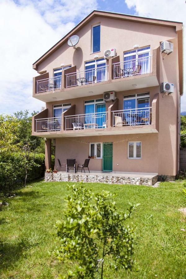 Kuca Bulajic Apartment Budva Bagian luar foto